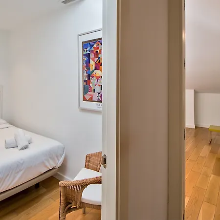 Picasso Center 1b Apartment